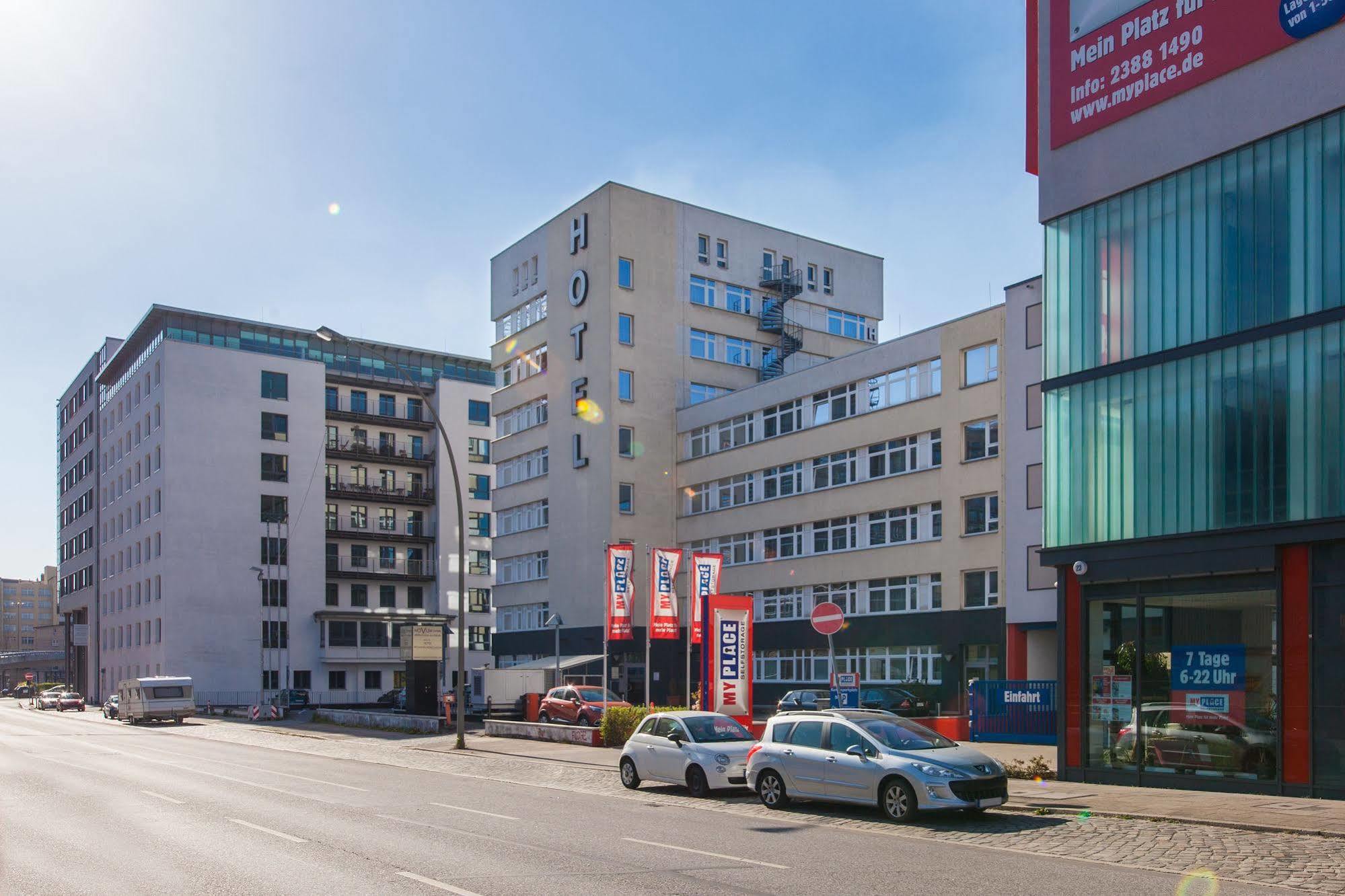 Arcadia Belmondo Hamburg Exterior photo