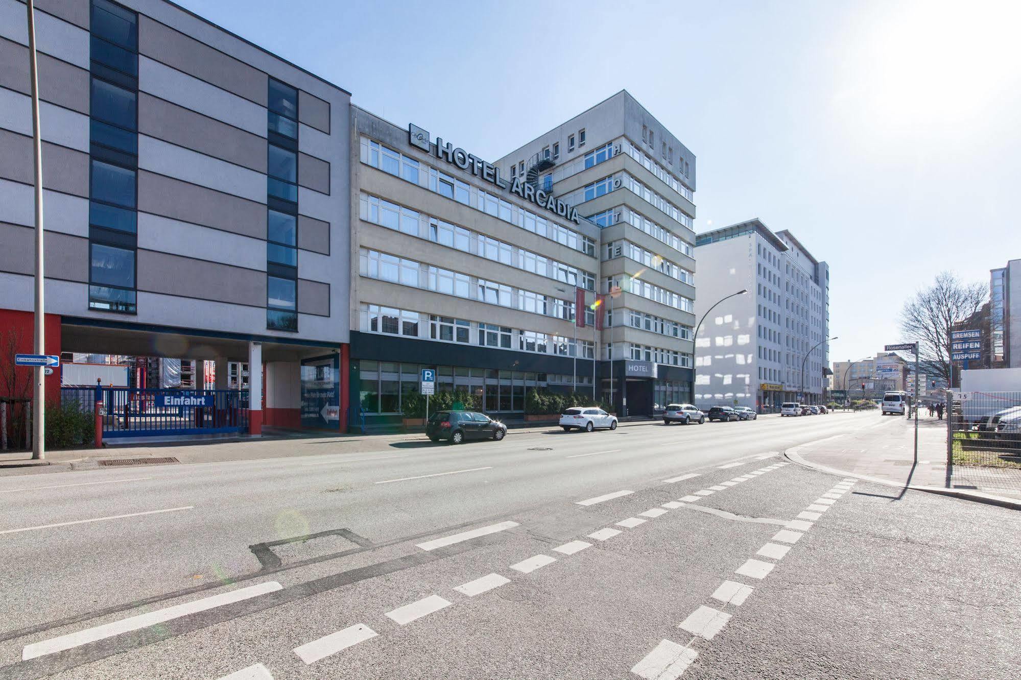 Arcadia Belmondo Hamburg Exterior photo
